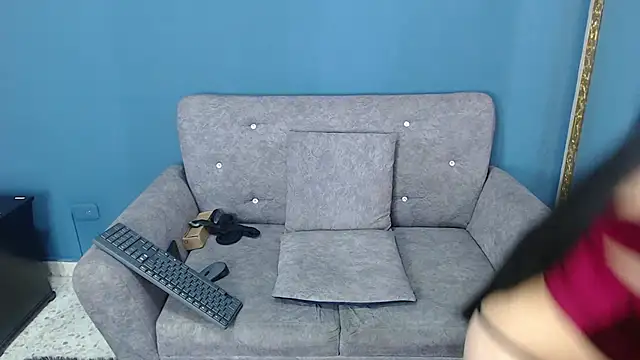 Snapshot of Maevewild chatting on 02-04-25, 09:10 Maevewild online show from 02-04-25, 09:10