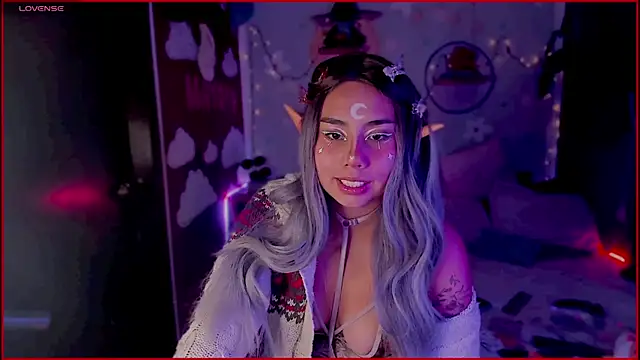 kiki cavilll online show from 10-16-25, 01:41