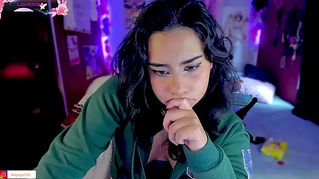 kiki cavilll online show from 03-05-25, 12:33