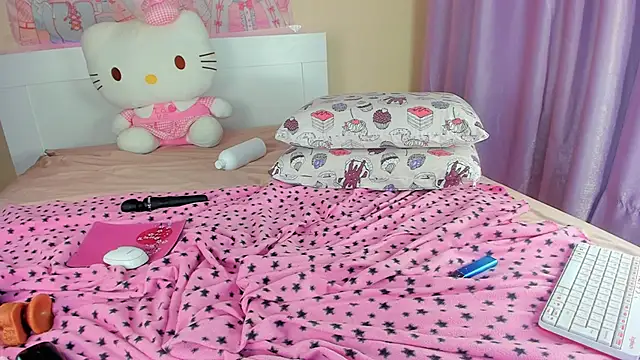 kuraii1  online show from 03-17-26, 02:14