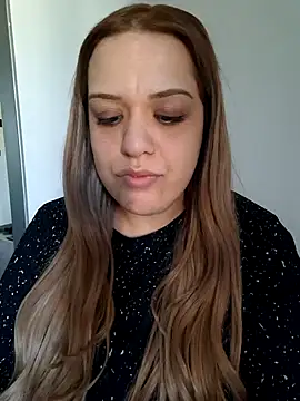 cansuozell online show from 10-13-25, 12:40