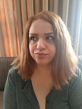 Snapshot of cansuozell chatting on 02-16-26, 08:02 cansuozell online show from 02-16-26, 08:02