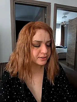 Snapshot of cansuozell chatting on 02-15-26, 07:42 cansuozell online show from 02-15-26, 07:42