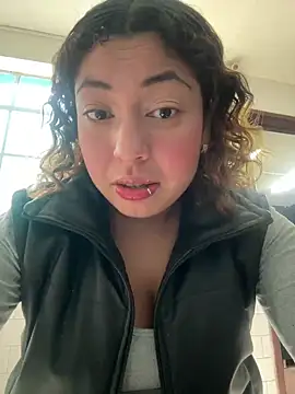 Snapshot of dulce_celeste15 chatting on 03-20-25, 08:08 dulce celeste15 online show from 03-20-25, 08:08