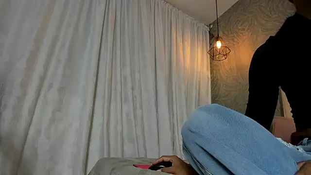 Snapshot of KOURTNEY-- chatting on 01-17-26, 02:26 KOURTNEY-- online show from 01-17-26, 02:26