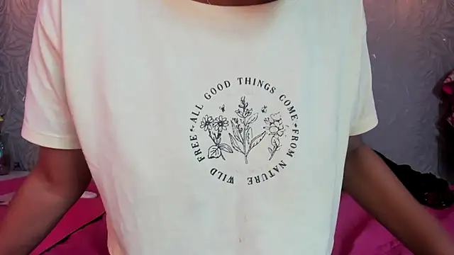 KOURTNEY-- online show from 12-14-25, 02:07