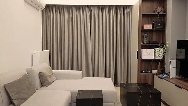 Snapshot of IrisNoire chatting on 02-26-26, 08:20 IrisNoire online show from 02-26-26, 08:20