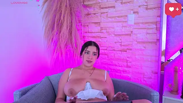 Snapshot of paulette_dupont chatting on 03-01-26, 03:50 paulette dupont online show from 03-01-26, 03:50