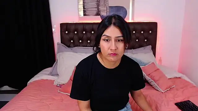 mia aira online show from 03-17-25, 08:30