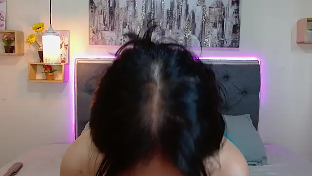 mia aira online show from 09-23-25, 03:30