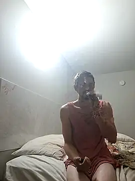 Snapshot of Puusy780 chatting on 10-18-25, 02:24 Puusy780 online show from 10-18-25, 02:24