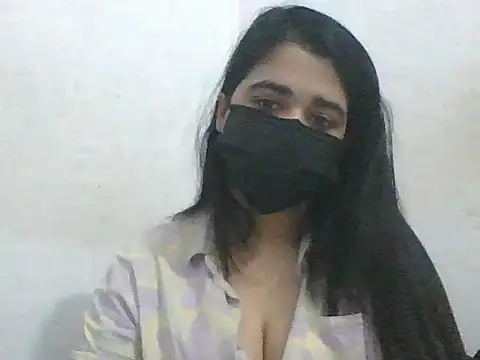 Snapshot of A-pusparani chatting on 03-04-26, 08:33 A-pusparani online show from 03-04-26, 08:33