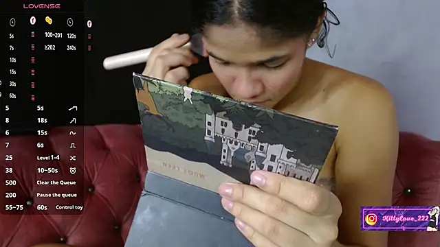 Snapshot of Kittysweetlove chatting on 12-13-24, 12:06 Kittysweetlove online show from 12-13-24, 12:06