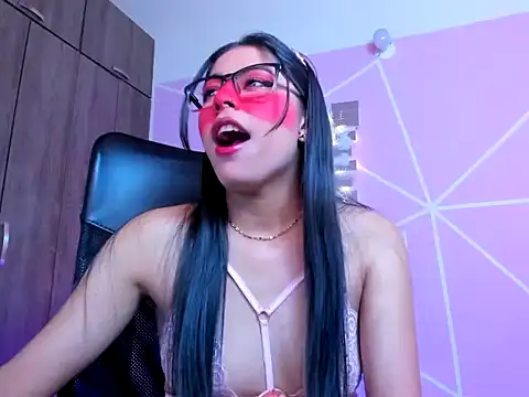  ALLYSON18  online show from 12-18-25, 11:36