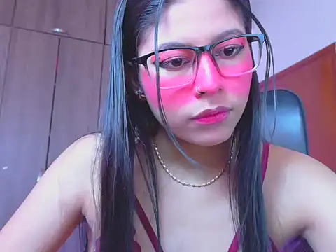 Snapshot of _ALLYSON18_ chatting on 07-05-26, 12:12 ALLYSON18 online show from 07-05-26, 12:12