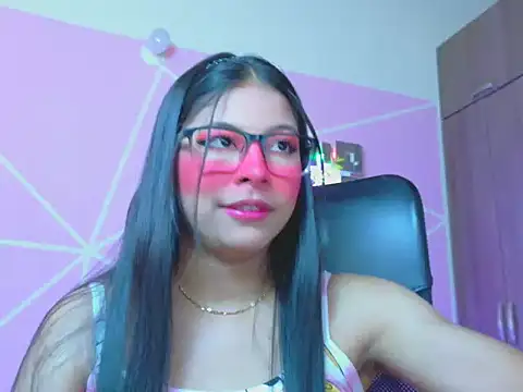 Snapshot of _ALLYSON18_ chatting on 05-23-26, 11:31 ALLYSON18 online show from 05-23-26, 11:31