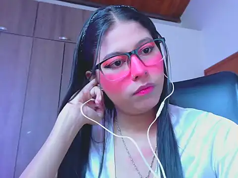  ALLYSON18  online show from 06-05-26, 12:00