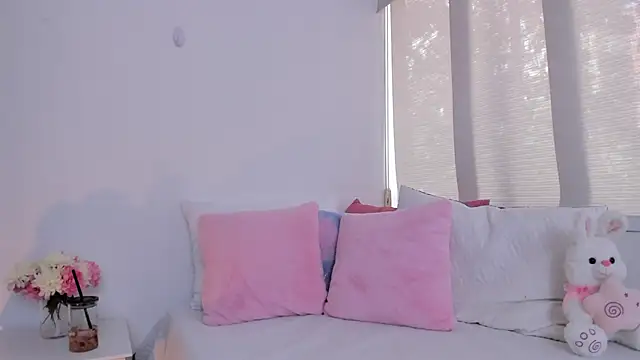 Brisa blue online show from 02-19-25, 07:16