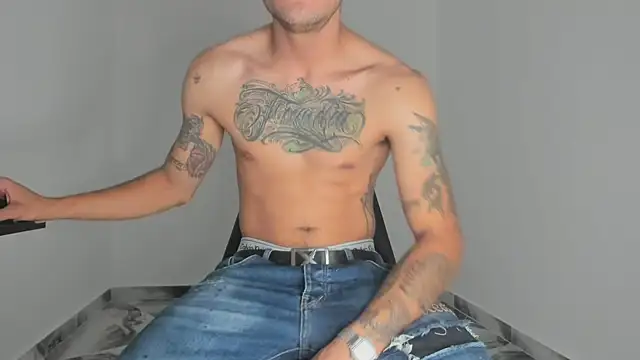 mikee scooth online show from 01-12-26, 08:15