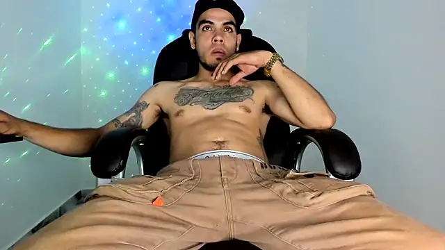 Snapshot of mikee_scooth chatting on 07-01-26, 05:24 mikee scooth online show from 07-01-26, 05:24
