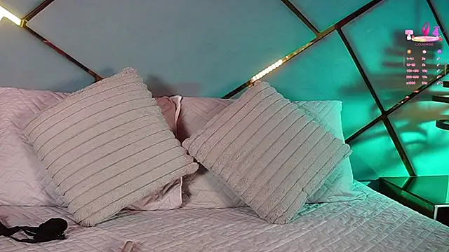 ammy durand online show from 11-24-25, 07:25