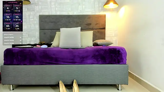 Snapshot of missnatash chatting on 03-07-25, 07:38 missnatash online show from 03-07-25, 07:38