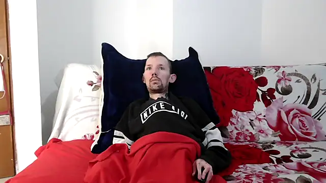 Sophia and Thomas online show from 02-02-26, 09:36