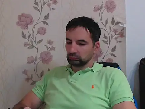 Leo 1617 online show from 12-17-25, 05:51