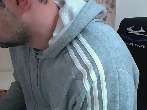 Leo 1617 online show from 02-09-26, 12:58