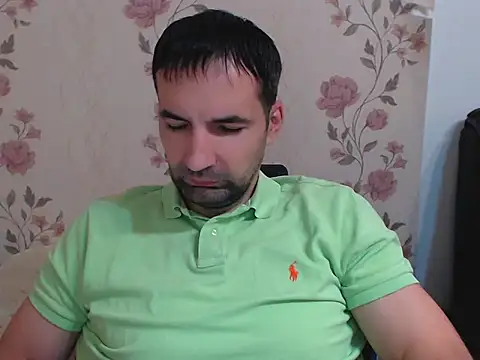 Leo 1617 online show from 12-14-25, 02:44