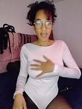 Snapshot of SamaraMartinez chatting on 07-02-26, 11:38 SamaraMartinez online show from 07-02-26, 11:38