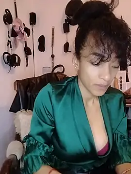 Snapshot of SamaraMartinez chatting on 05-17-26, 09:53 SamaraMartinez online show from 05-17-26, 09:53