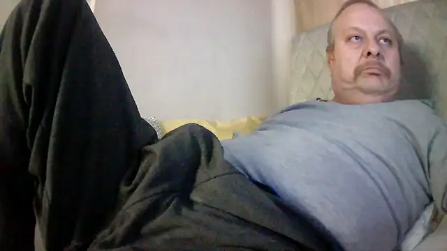 amylrmm1903 online show from 12-14-25, 12:11