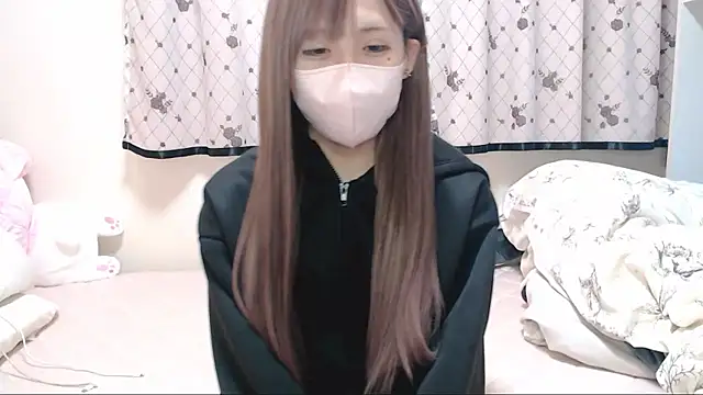 Snapshot of _hiyor_ chatting on 11-13-25, 04:00 hiyor online show from 11-13-25, 04:00