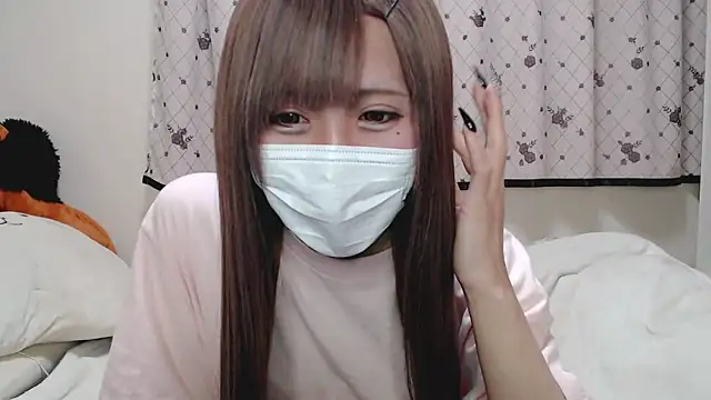 Snapshot of _hiyor_ chatting on 02-17-25, 04:06 hiyor online show from 02-17-25, 04:06