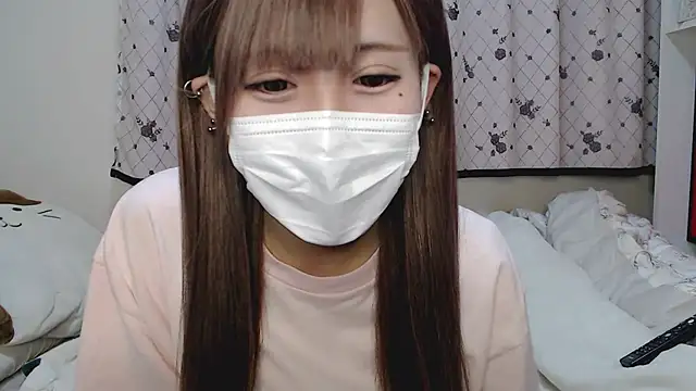 Snapshot of _hiyor_ chatting on 02-15-25, 05:07 hiyor online show from 02-15-25, 05:07