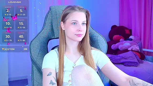 CuteMousee online show from 02-10-26, 05:50