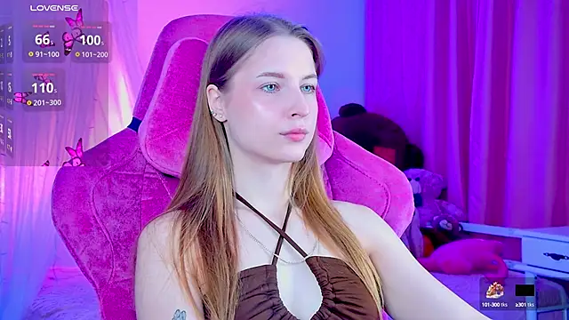 CuteMousee online show from 09-26-25, 05:47