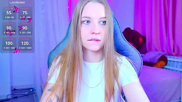 CuteMousee online show from 03-30-26, 06:37