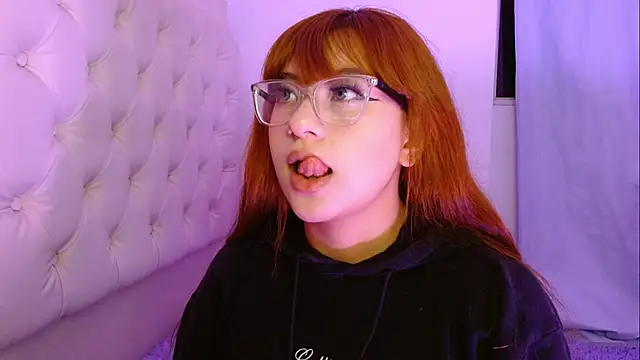 Snapshot of _vixx555_ chatting on 02-27-26, 01:17 vixx555 online show from 02-27-26, 01:17