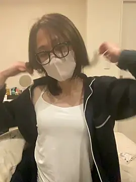 mel  mel online show from 03-28-26, 02:18