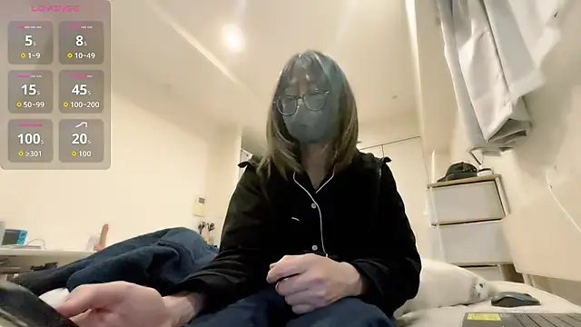 mel  mel online show from 12-20-25, 03:37