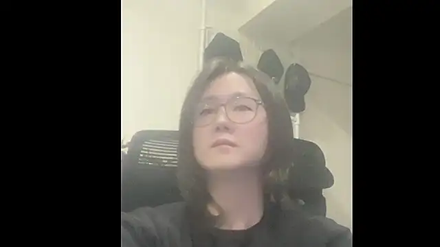 mel  mel online show from 10-28-25, 07:51