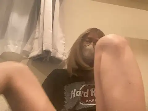 mel  mel online show from 09-22-25, 05:41