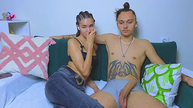 Snapshot of do_u_know_them chatting on 10-02-25, 03:26 do u know them online show from 10-02-25, 03:26