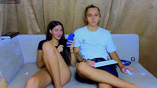 Snapshot of do_u_know_them chatting on 01-03-25, 09:47 do u know them online show from 01-03-25, 09:47