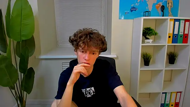 LukeSweet online show from 06-24-26, 02:48