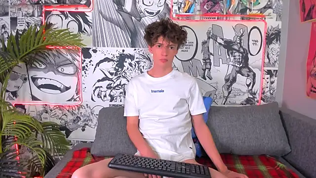 LukeSweet online show from 06-19-26, 03:51