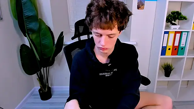 LukeSweet online show from 01-14-26, 10:52