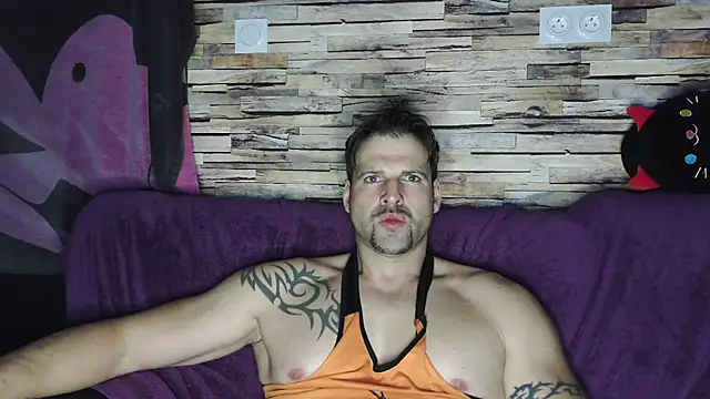 XxBigboybandxX online show from 03-04-25, 07:01